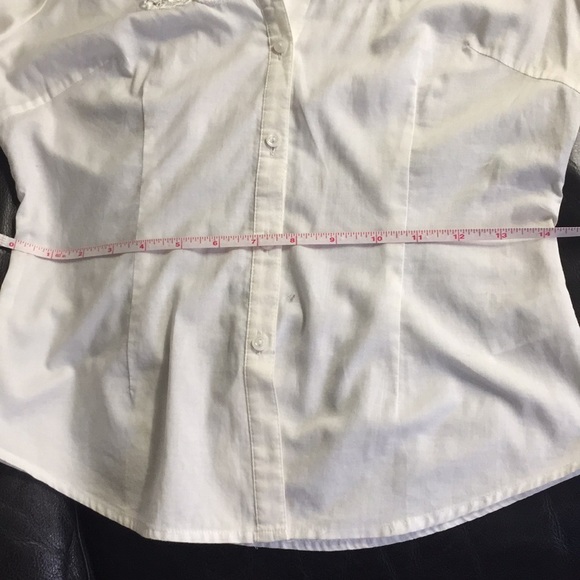 Guess Button Down Shirt. Long sleeves Size SP - Picture 7 of 8